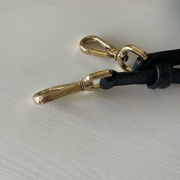 MICHAEL KORS BLACK SHOULDER BAG - Picture 11 of 12